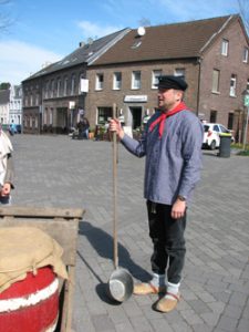 Nieukerker Stadtfuehrung historisch 3